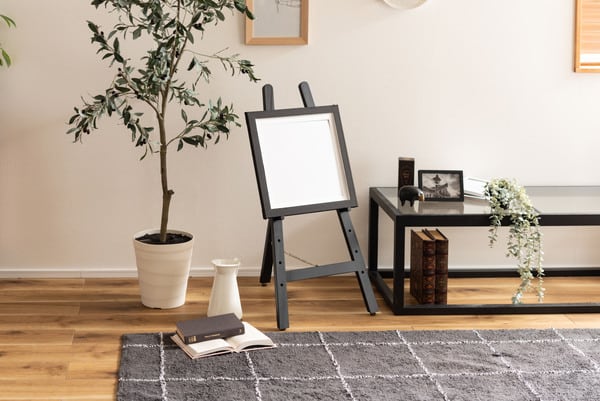 イーゼル 幅43×奥行49×高さ85.5cm 日用品 完成品 組立不要 ブラック ナチュラル 全3色