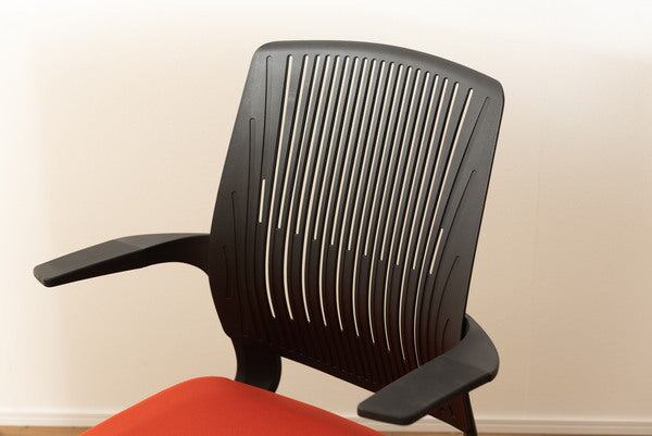 デスクチェア クレコ オフィスチェア 幅61.5×奥行61.5×高さ92cm ワークデスク オレンジ×ブラック キャスター付き 昇降式