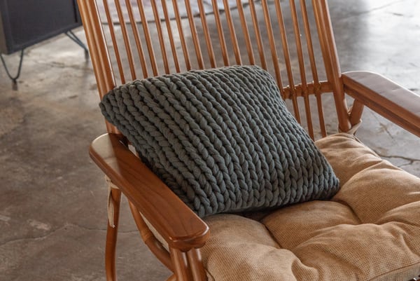 ファブリック ニットクッション 幅40×奥行40×高さ16cm 完成品 ブルー