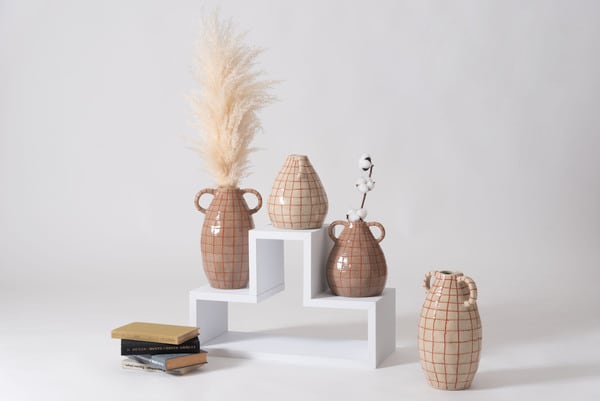 フラワーベース 幅19.5×奥行16×高さ29cm ベースオブジェ 完成品 組立不要 北欧 ベージュ
