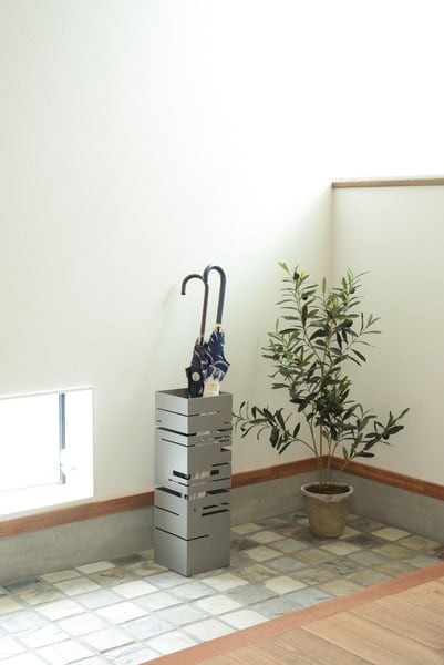 カサタテ 傘立て 幅15.5×奥行15.5×高さ49cm 玄関収納 完成品 組立不要 スリム 薄型