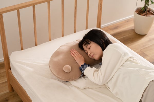 ボディピロー 幅35×奥行18×高さ70cm 日用品 完成品 組立不要 北欧 ベージュ ダークグレー