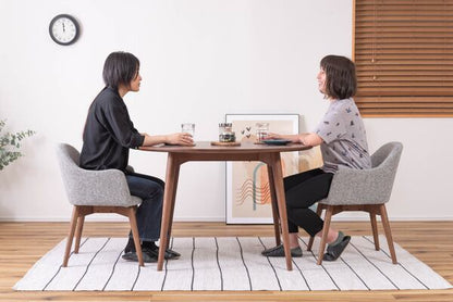 カラメリ 円形ダイニングテーブル 幅110×奥行110×高さ72cm ダイニング家具 北欧 ブラウン 天然木