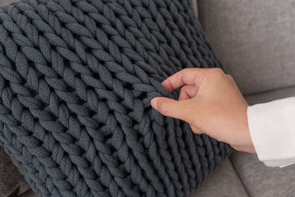 ファブリック ニットクッション 幅40×奥行40×高さ16cm 完成品 ブルー