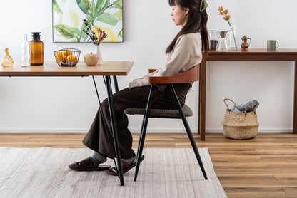 ダイニングチェア 幅56×奥行52.5×高さ73.5cm ダイニング家具 完成品 天然木