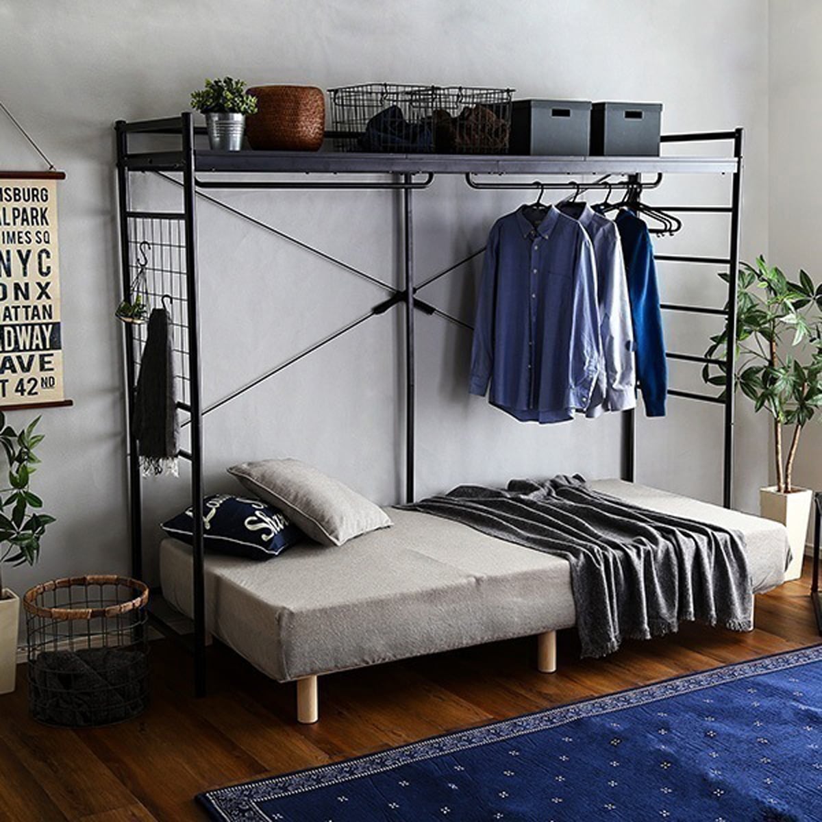 ベッド たっぷり収納のハンガーシェルフ ハンガーシェルフ 収納 システムベッド ラダーラック 棚板