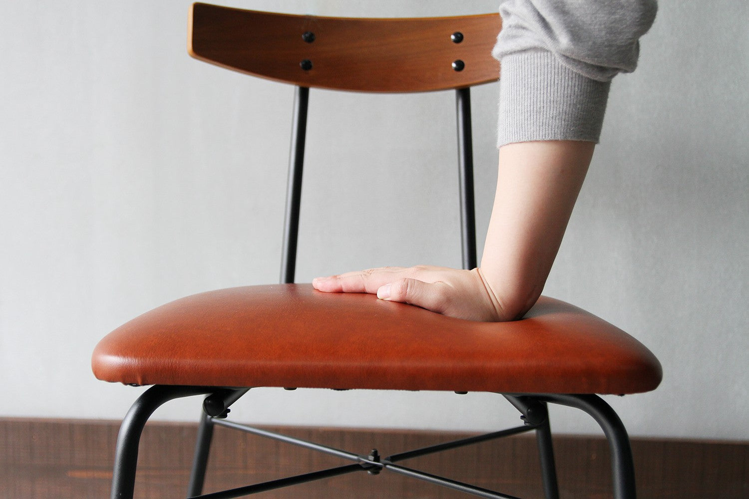 チェアー anthem Chair(adap) ダイニングチェア デザインチェア 回転チェア