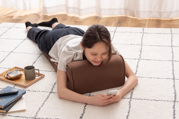 フロアチェア TV枕S 幅35×奥行40×高さ20cm チェア ダイニングチェア デザインチェア