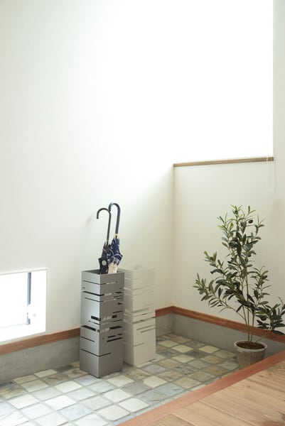 カサタテ 傘立て 幅15.5×奥行15.5×高さ49cm 玄関収納 完成品 組立不要 スリム 薄型