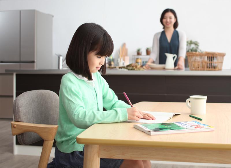 ソファ 子供の高さに合わせた リビング学習ダイニングセット Stud スタッド ダイニングソファ