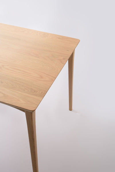 ダイニングテーブル 幅180×奥行80×高さ73cm ウレタン塗装