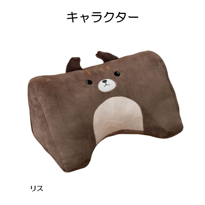 ぬいぐるみ 26AWコタン ミケネコ ヨリカカリ 55X35 55×35×25cm 日用品