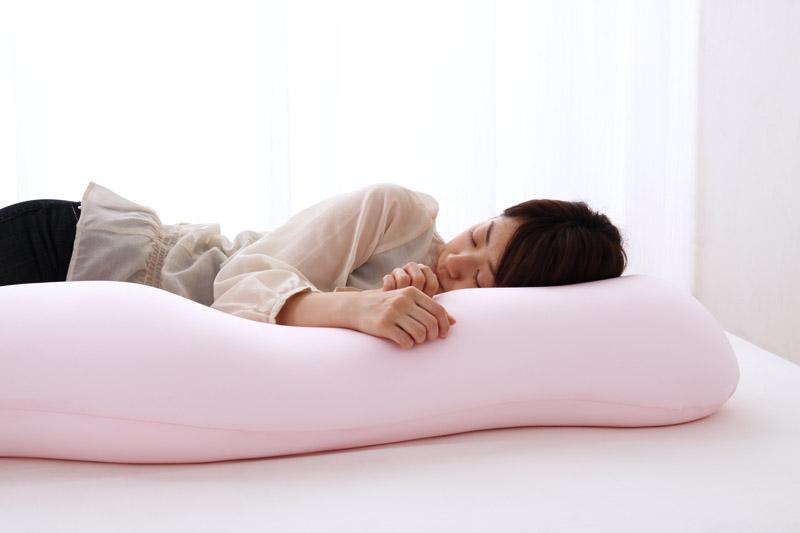 マイクロビーズ抱き枕 mocona モコナ 日用品 伸縮 洗える 日本製