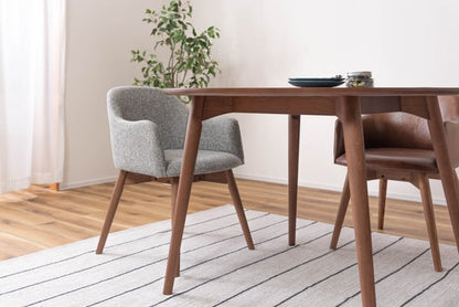 カラメリ 円形ダイニングテーブル 幅110×奥行110×高さ72cm ダイニング家具 北欧 ブラウン 天然木