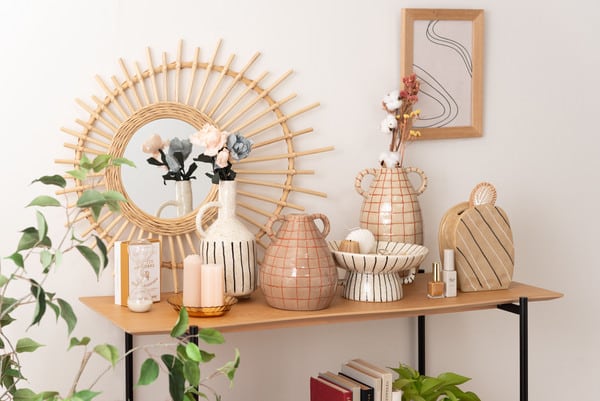 フラワーベース 幅19.5×奥行16×高さ29cm ベースオブジェ 完成品 組立不要 北欧 ベージュ
